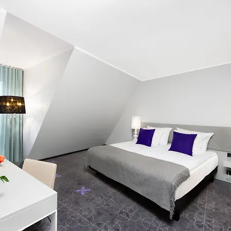 Ibis Styles Hotel 4*