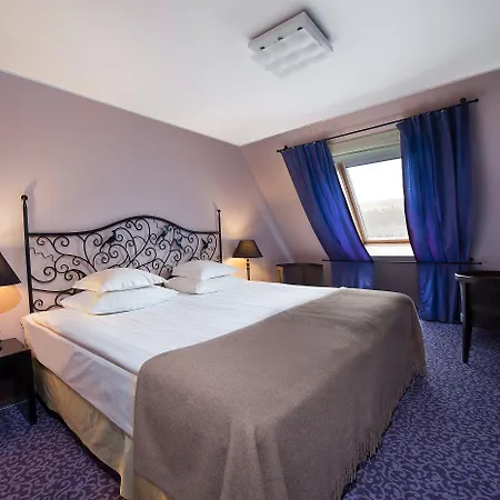 Ibis Styles Hotel 4*