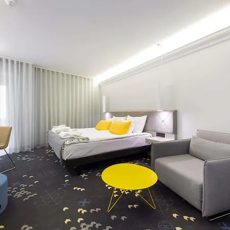 Ibis Styles 4*
