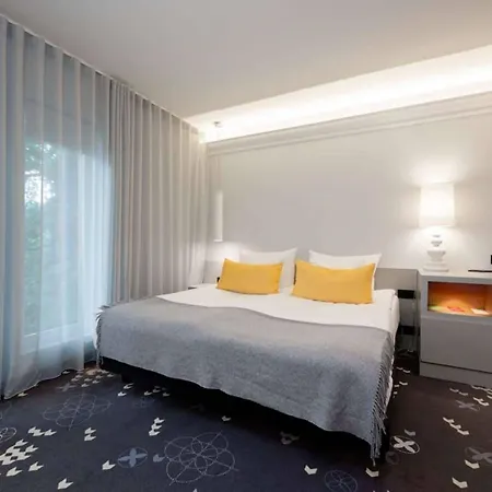 Ibis Styles Hotell 4*